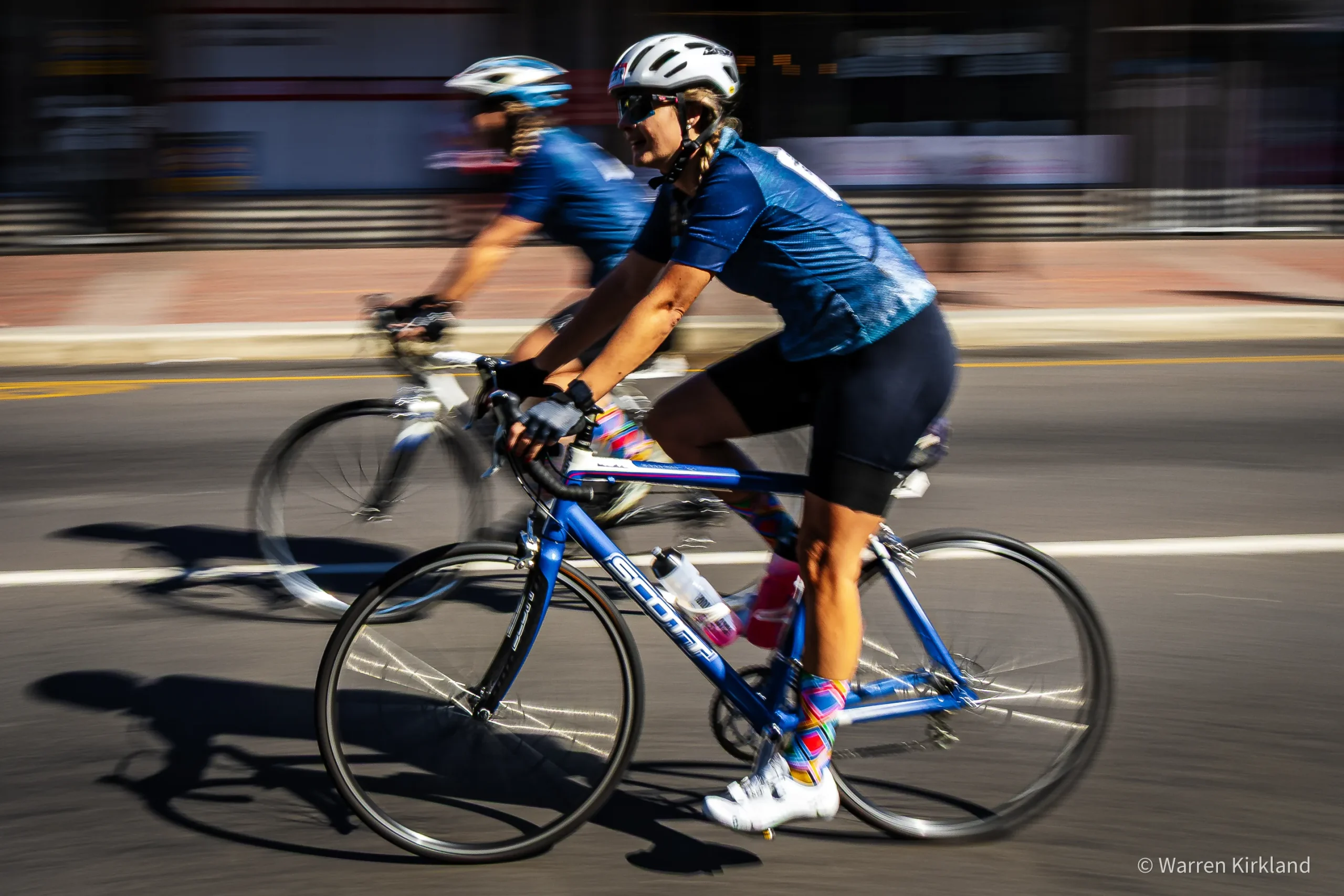 Cyclists riding through the city, Cape Town Cycle Tour