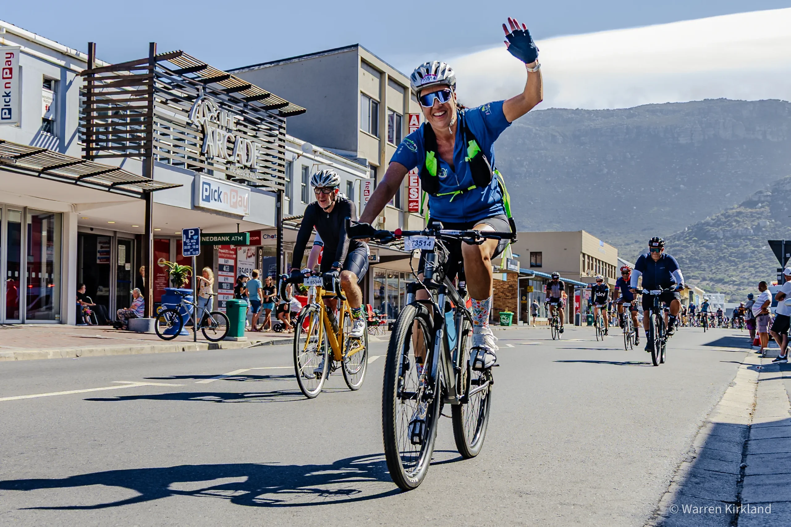 Cyclists riding through the city, Cape Town Cycle Tour